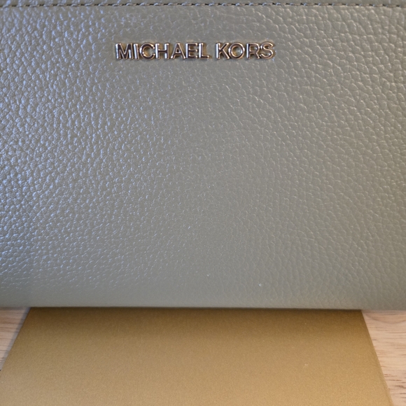 Michael Kors Olive Green Wristlet - Picture 2 of 9